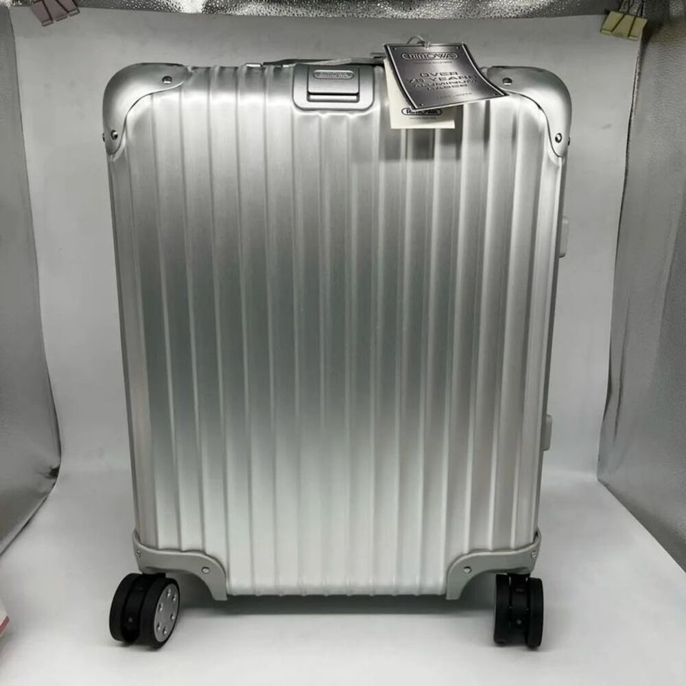 Rimowa Women Pre-Loved Bag Brand New Condition